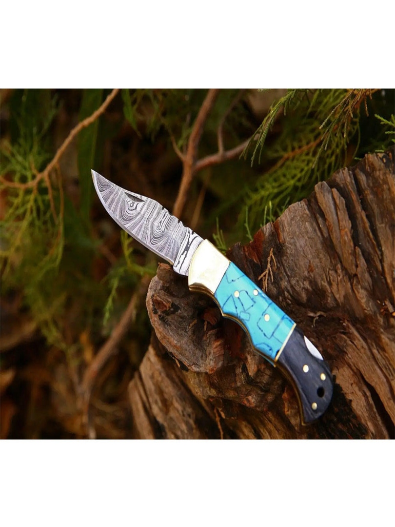 Lightweight Damascus Folding Pocket Knife with Smooth Action - Image 3