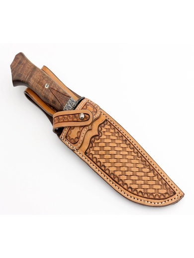 Hand-Forged Damascus Skinner Knife – Patterned Steel Blade with Precision Craftsmanship - Image 4