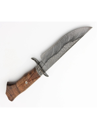 Hand-Forged Damascus Skinner Knife – Patterned Steel Blade with Precision Craftsmanship - Image 3